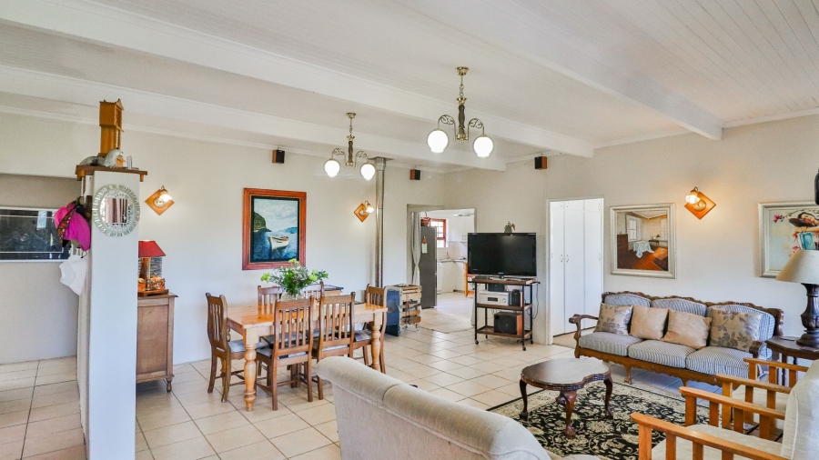 4 Bedroom Property for Sale in Stilbaai Oos Western Cape